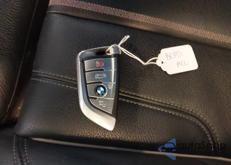 2019 BMW 540I xDrive из США, поврежденный, VIN WBAJE7C58KWW20307